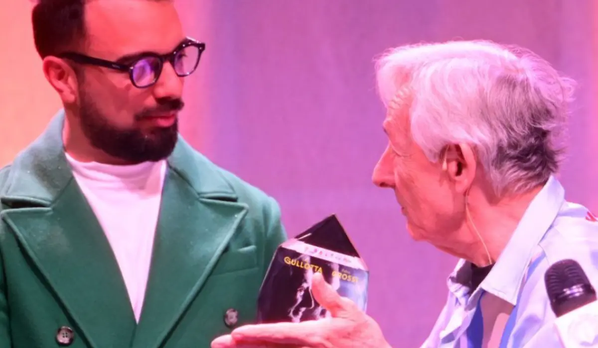 Fantastico Gullotta, il Garden di Rende applaude la pièce “In ogni vita la pioggia deve cadere”