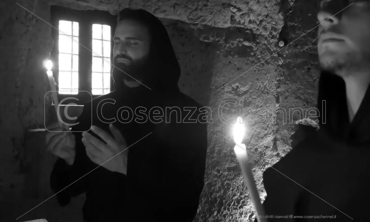Paola, venerdì la prima nazionale del docufilm “I due viaggi di Francesco”