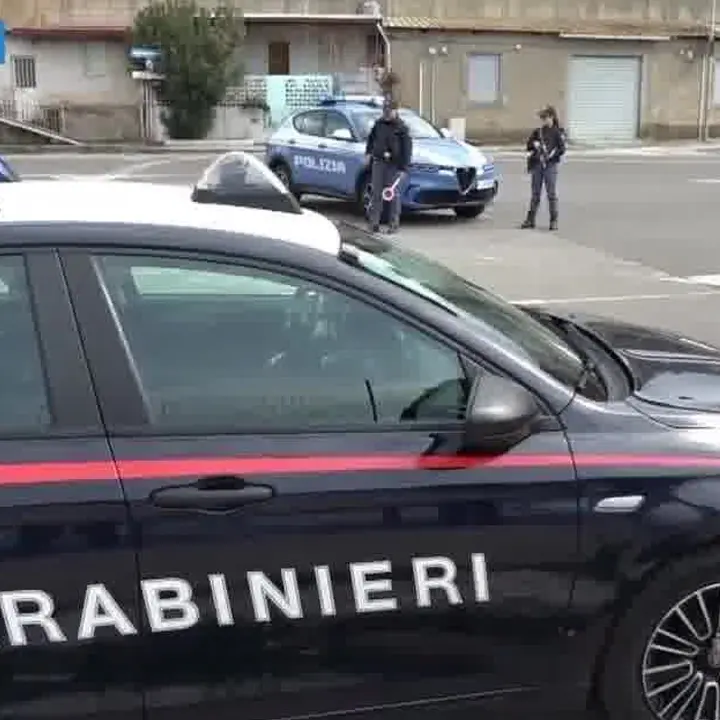 Tragedia sfiorata in Calabria, titolare di un bar tenta di uccidere il vicino