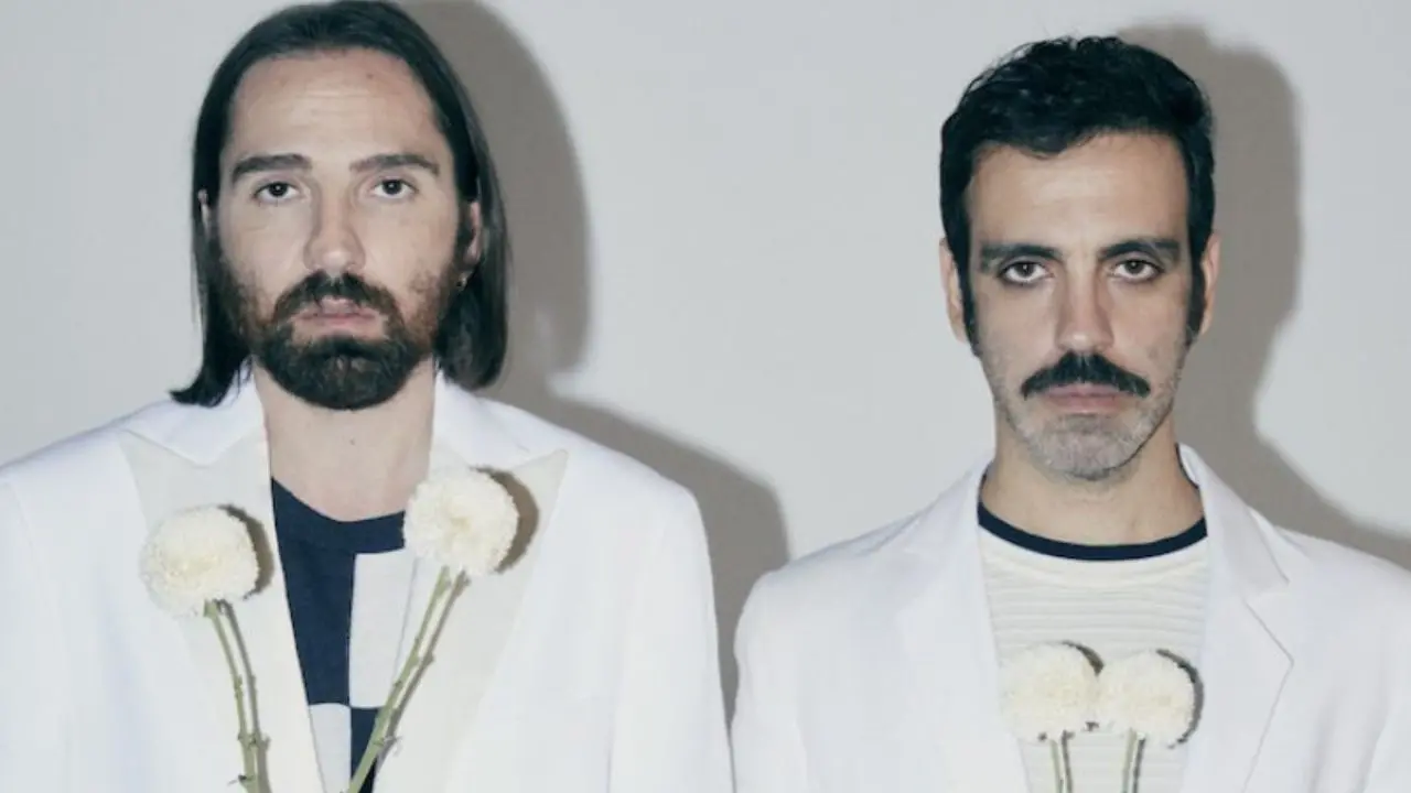 Colapesce Dimartino al Be Alternative Festival sulle sponde del lago Cecita