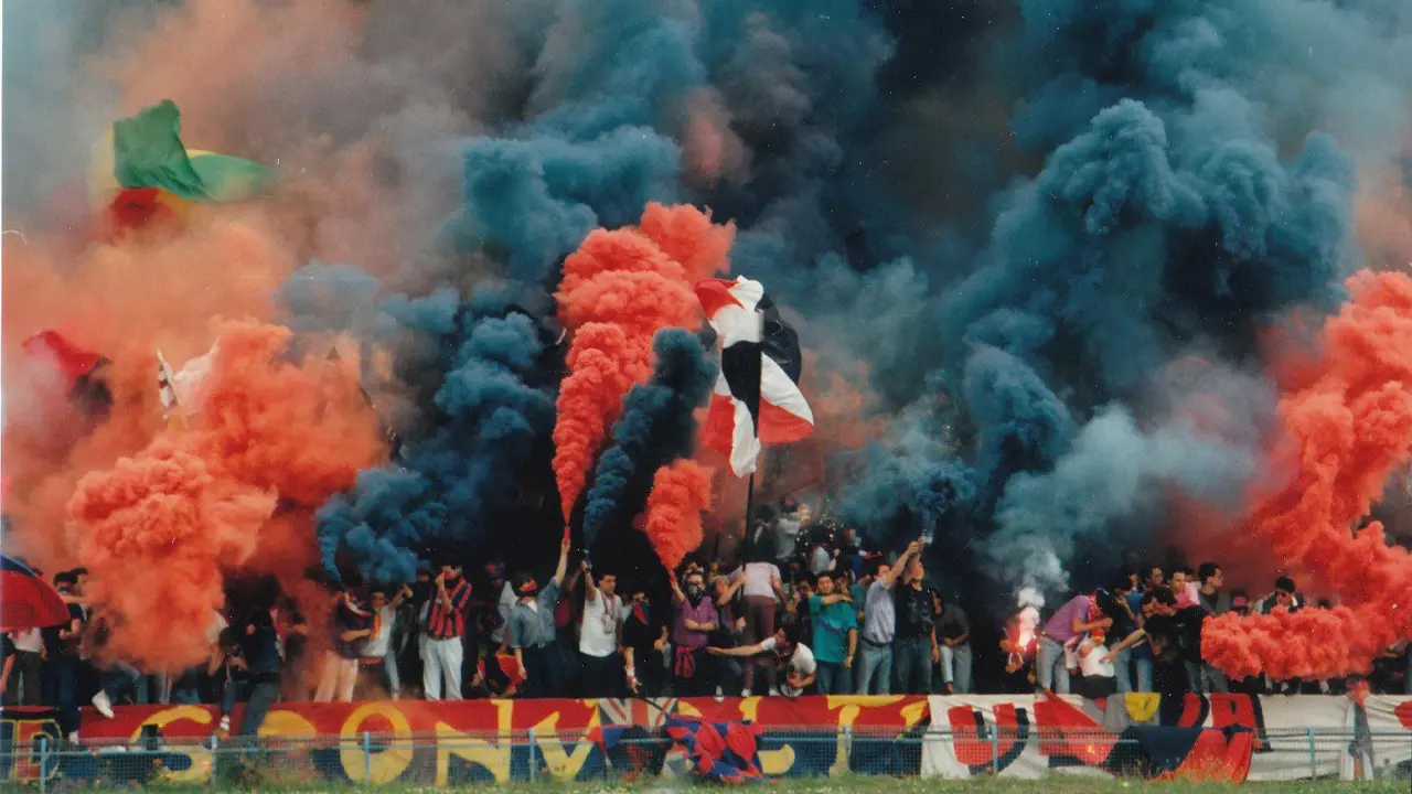 Cosenza, 110 anni di tifo. I momenti indimenticabili in uno scatto | FOTOGALLERY