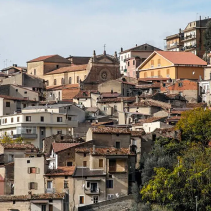 Navetta sociale a Casali del Manco: servizio di trasporto per anziani, disabili e giovani