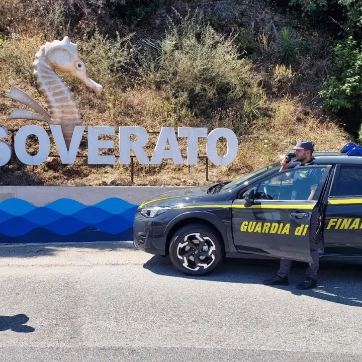 Soverato, sequestrati 1500 prodotti non sicuri privi del marchio CE