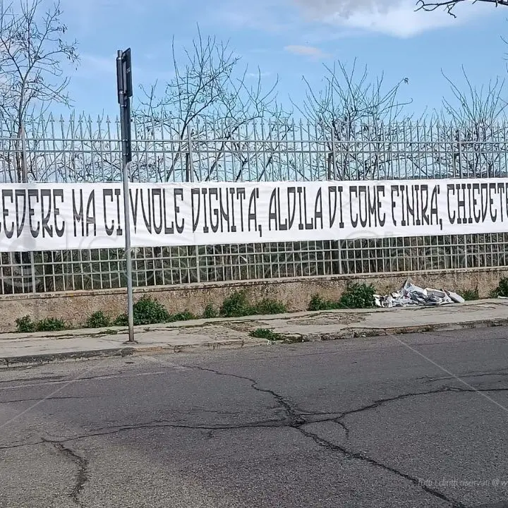 Castrovillari nel caos, i tifosi chiedono chiarezza sul futuro dei lupi rossoneri