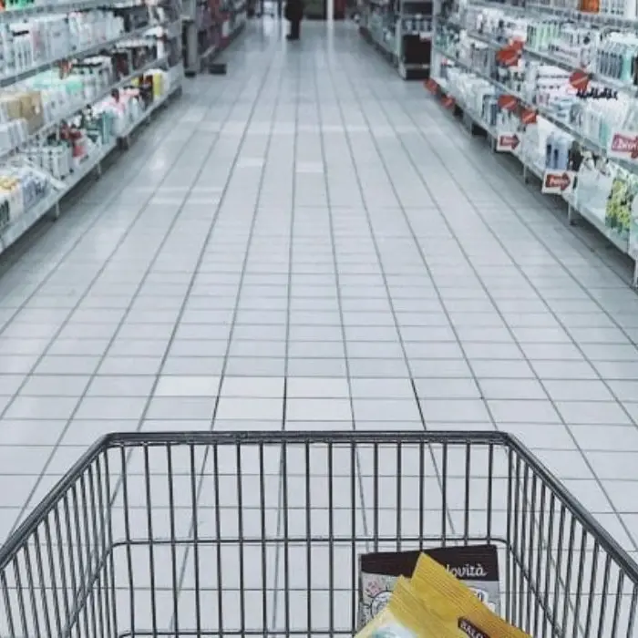 Zumpano, supermercato evacuato per mezzora per un allarme frana