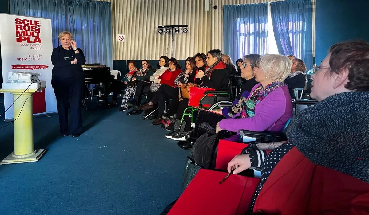 Donne con sclerosi multipla, l'Aism combatte la doppia discriminazione