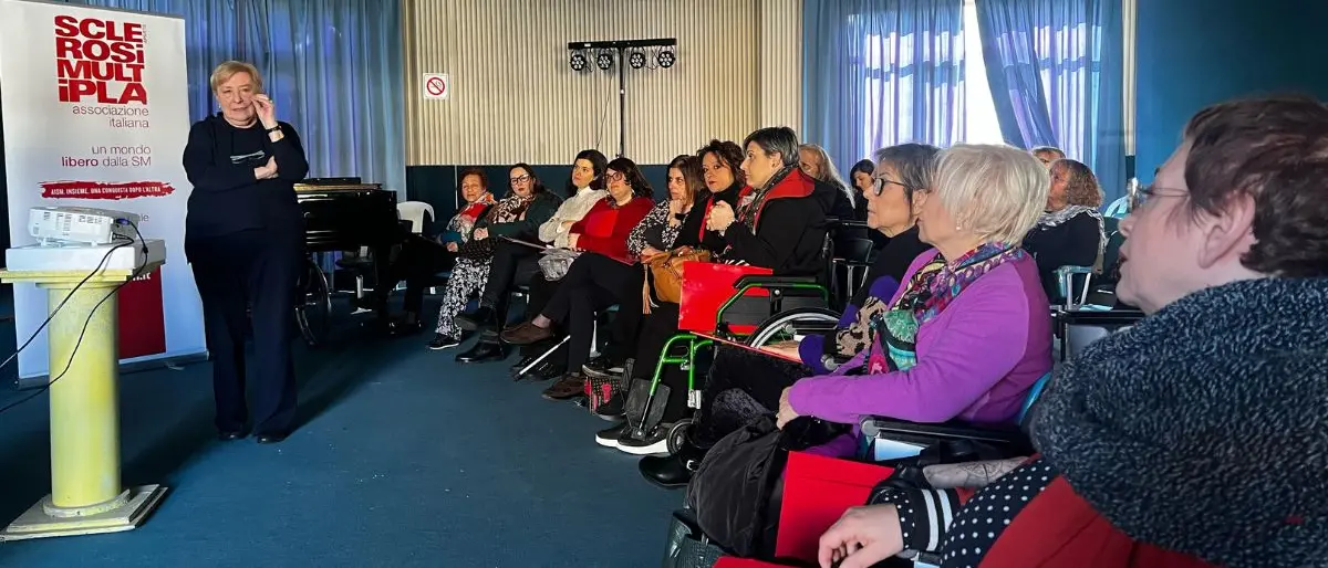 Donne con sclerosi multipla, l'Aism combatte la doppia discriminazione