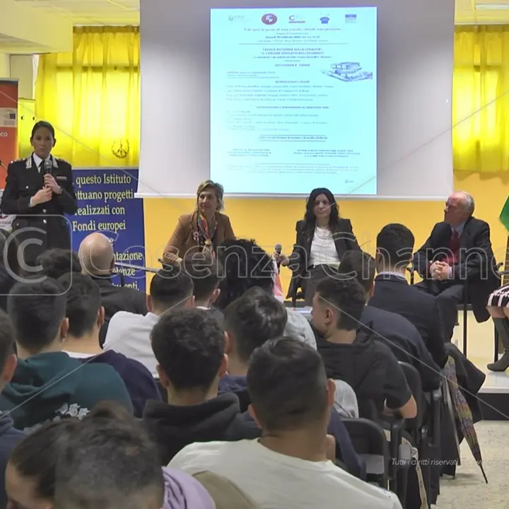 Il carcere spiegato agli studenti, iniziativa al polo \"Brutium\" di Cosenza