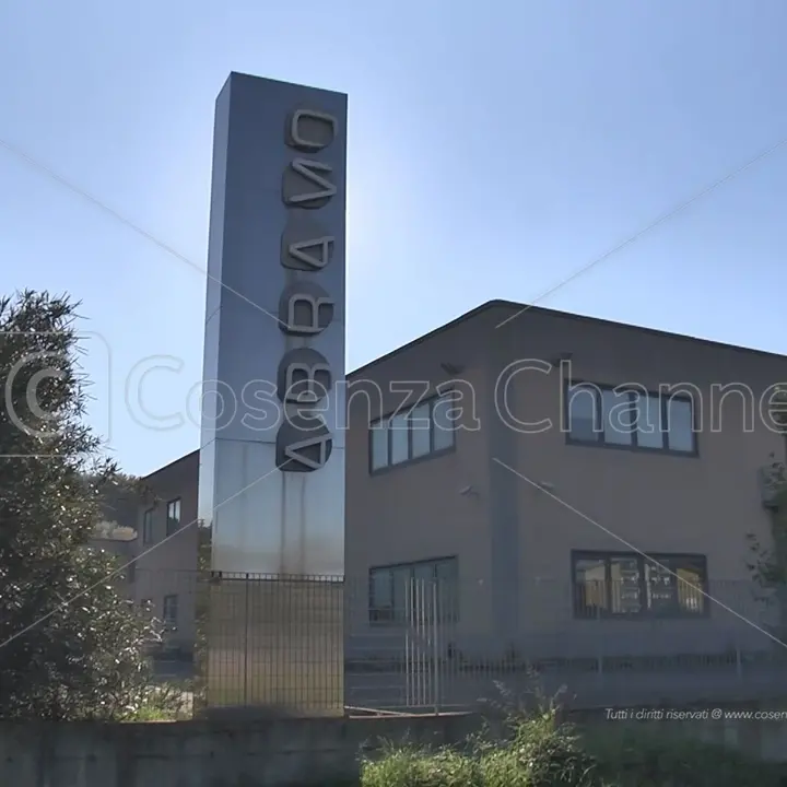 Call center Abramo, la posizione di Orsomarso e Rapani dopo le parole di Occhiuto