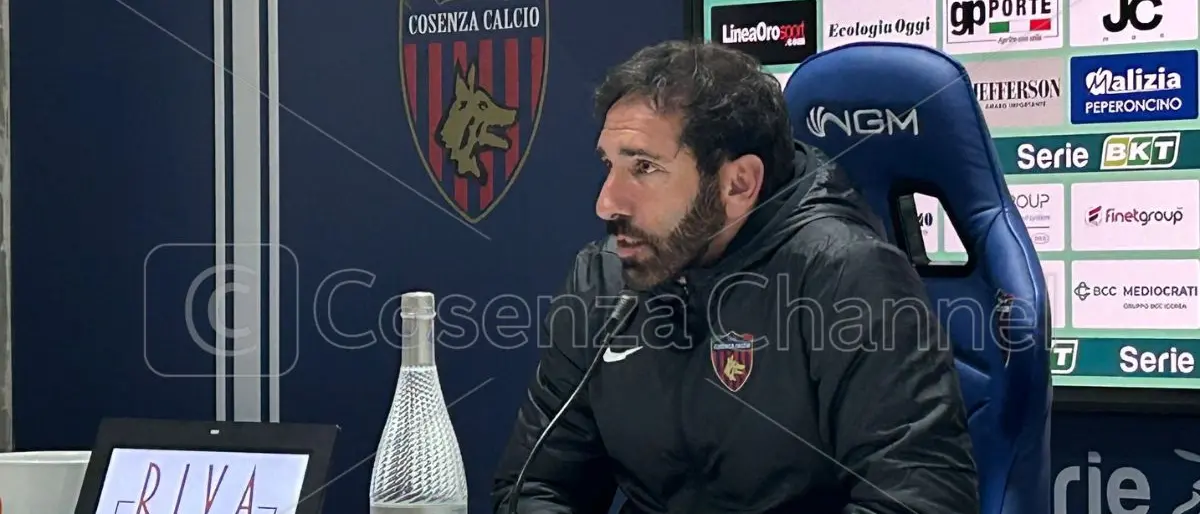Cosenza, Caserta e il gol annullato a Calò: «Cosa ha fischiato l'arbitro?». E su Tutino...