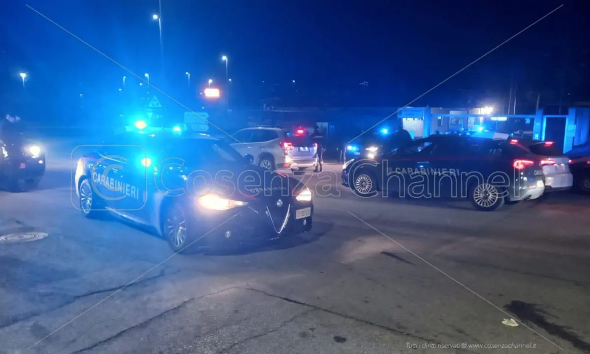 Guerriglia urbana in via Marconi a Rende, la ricostruzione degli scontri