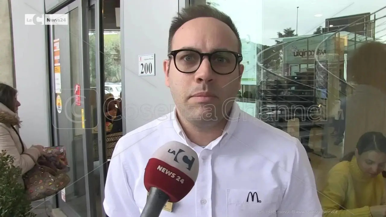 I commissari di Rende: «Grati al direttore del McDonald's di Quattromiglia»