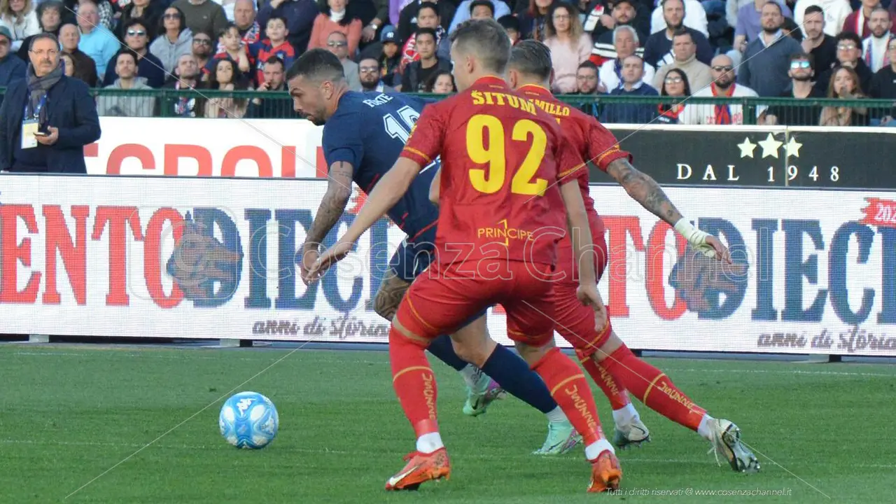 Calendario di serie B 2024-2025, ecco la data del derby tra Cosenza e Catanzaro