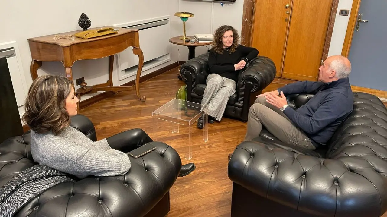 Concorsi al Comune di Cosenza, l'affondo del centrodestra su Orrico e il M5S