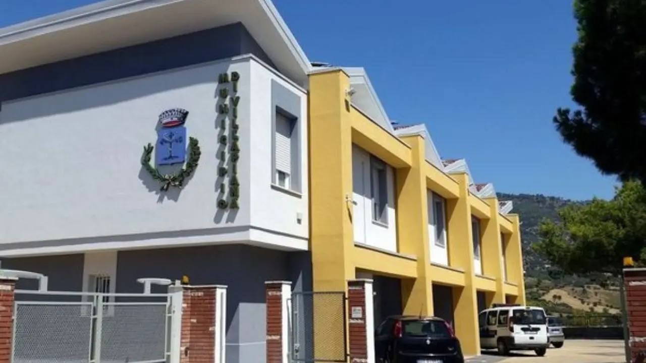 Rifiuti industriali a Villapiana, il sindaco Ventimiglia: «Pronti a chiedere un risarcimento»