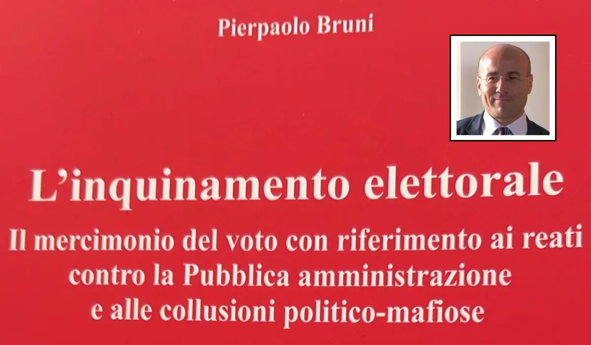 Cantone, Cilenti e Viola alla presentazione del libro del procuratore Pierpaolo Bruni