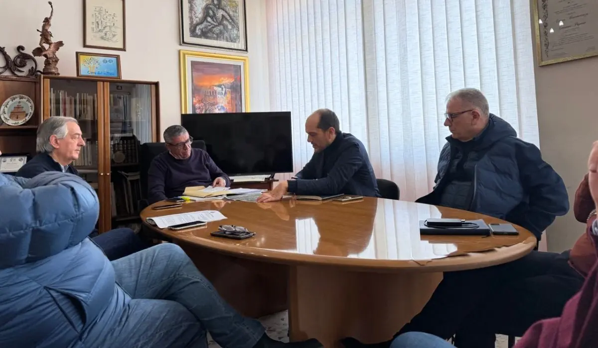 Lunetta di Sibari, Rfi illustra il progetto a Papasso (che rimane contrario)