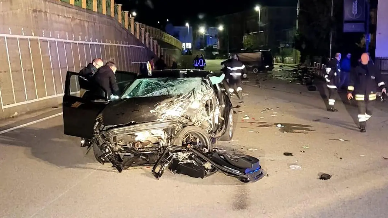 Guardia Piemontese, terribile incidente nella notte. Quattro giovanissimi in ospedale