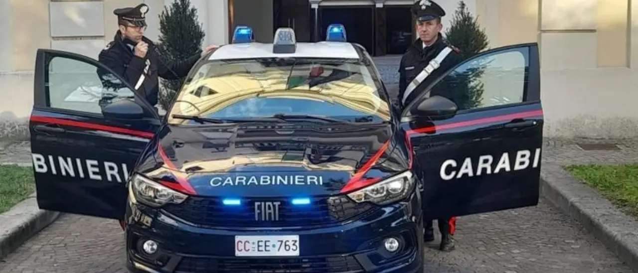 Cosenza, arrestato un 23enne nel centro storico. Aveva 400 grammi di erba
