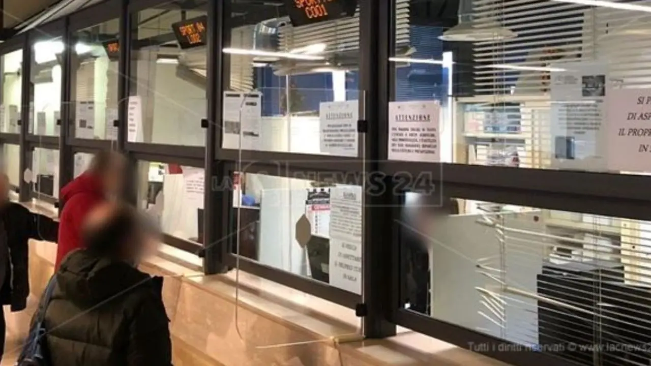 «La mia disavventura al Cup di Cosenza tra attese infinite, arroganza e disservizi»