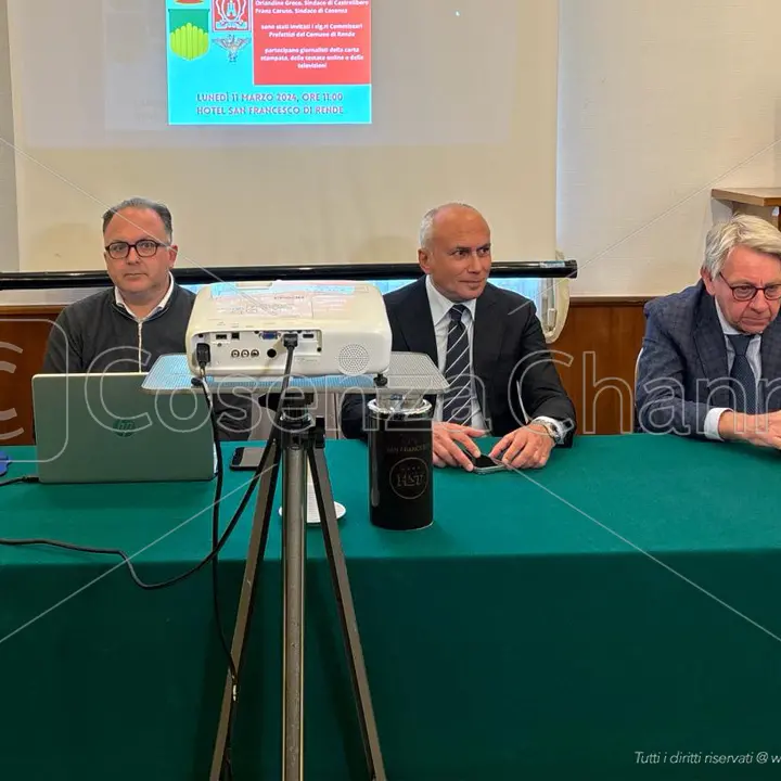 Città unica Cosenza, Rende e Castrolibero: «Il referendum sia vincolante»