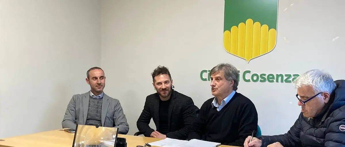 Cosenza, al \"Rendano\" il 20 marzo il musical “Mio fratello è figlio unico”