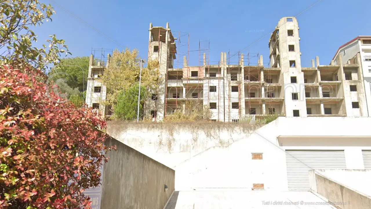 Palazzo \"Edera\" a Cosenza, un debito non quantificato che pagheranno i cittadini