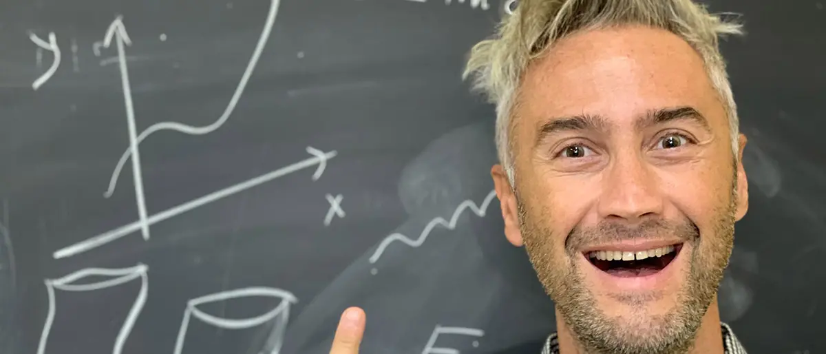 Torna a Rende il prof della \"Fisica che ci piace\". Il 22 Schettini in scena al Garden