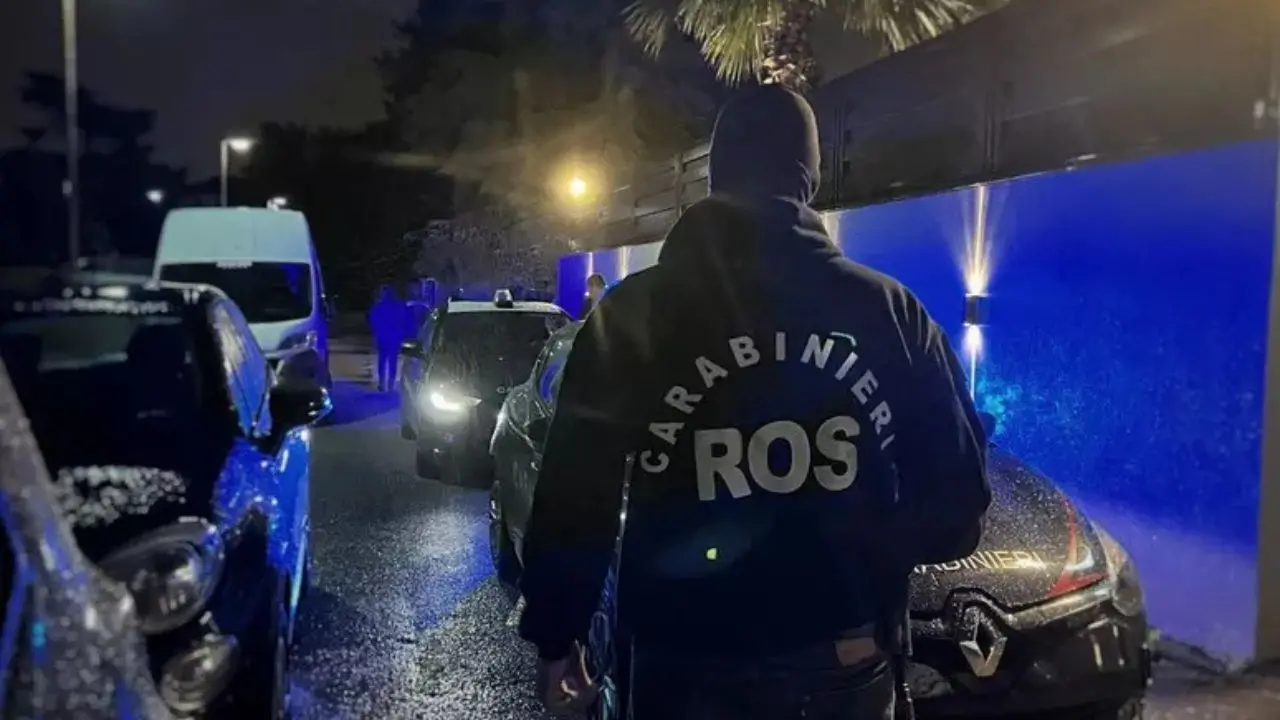 Tonnellate di droga a Roma controllate dalla ’ndrangheta: 28 arresti, le torture a un pusher riprese con il telefonino - NOMI