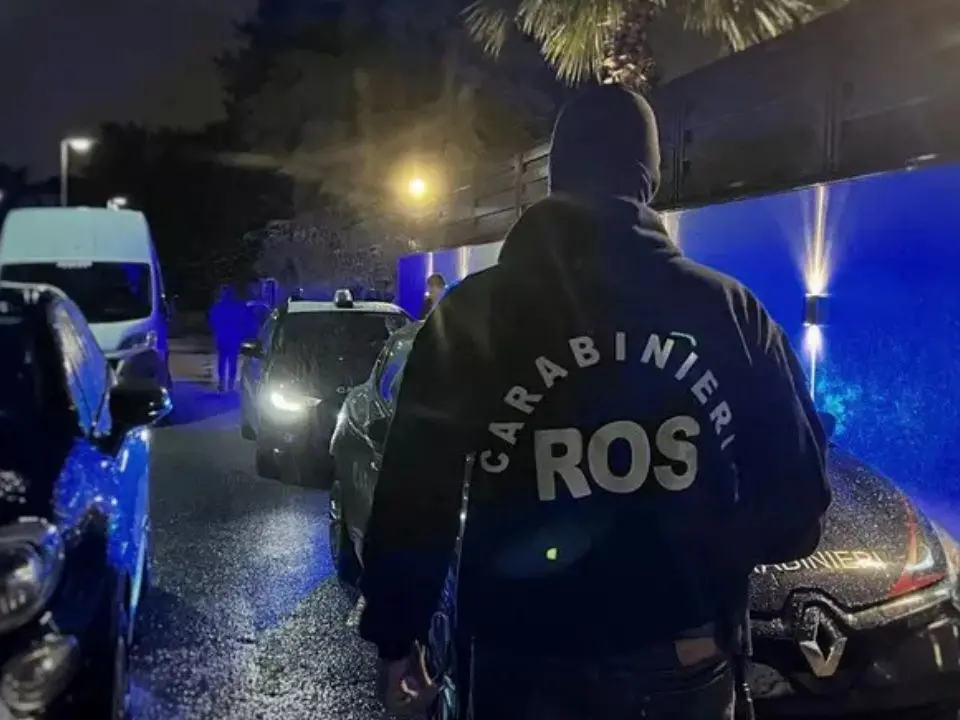 Tonnellate di droga a Roma controllate dalla ’ndrangheta: 28 arresti, le torture del clan a un pusher riprese con il telefonino - NOMI