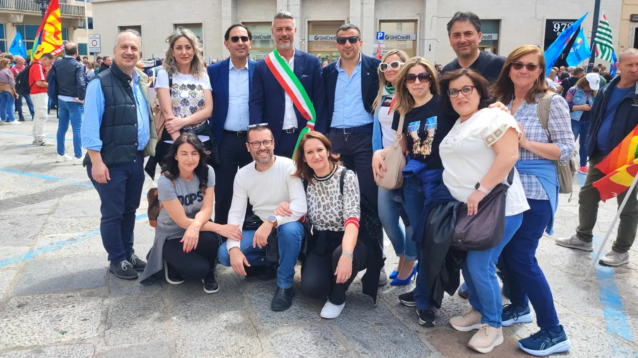 Castrolibero al fianco dei tirocinanti, Serra: «Siamo con loro, non li abbandoniamo»