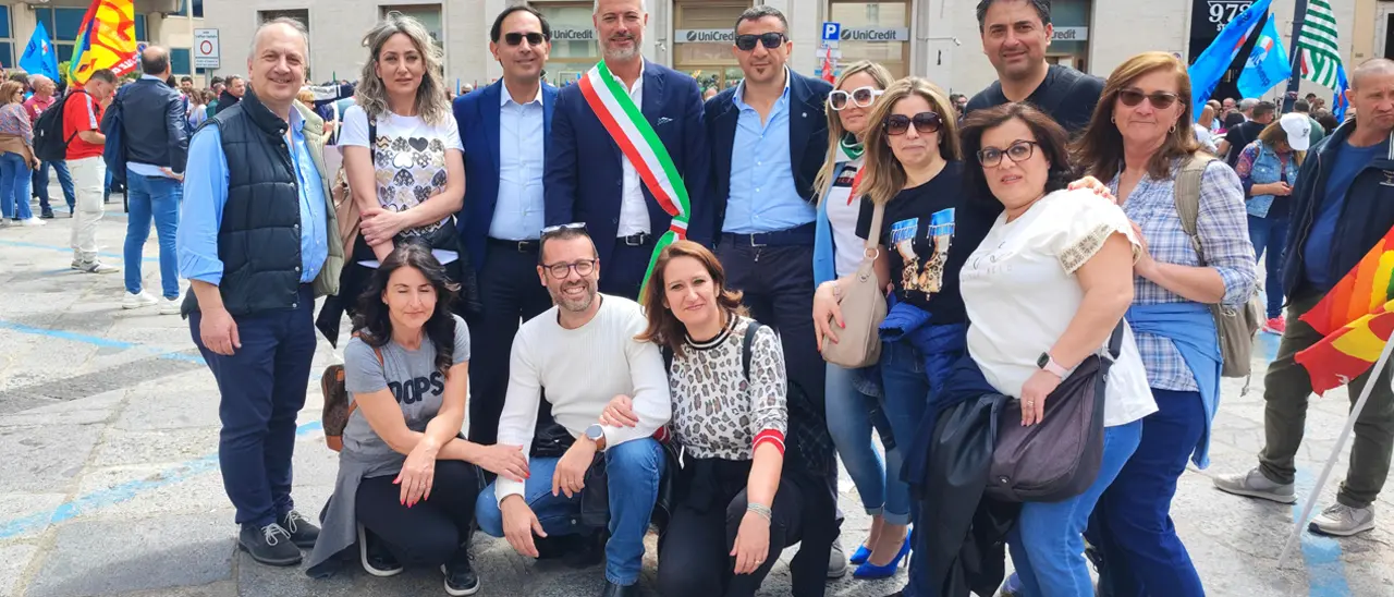 Castrolibero al fianco dei tirocinanti, Serra: «Siamo con loro, non li abbandoniamo»