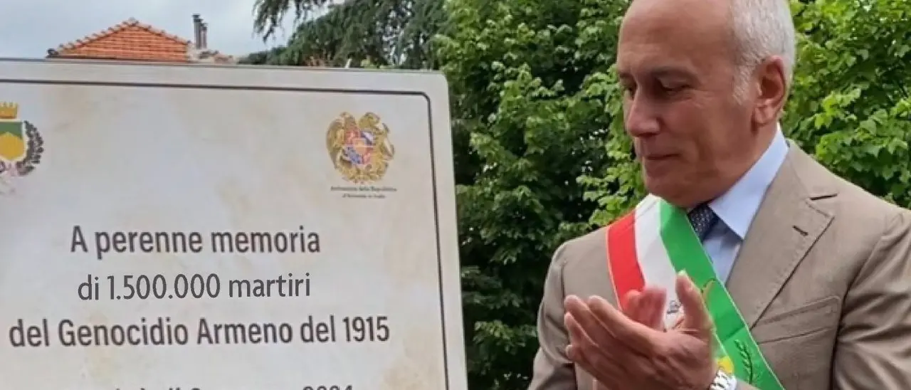 Cosenza, una targa ricorda il sacrificio degli armeni