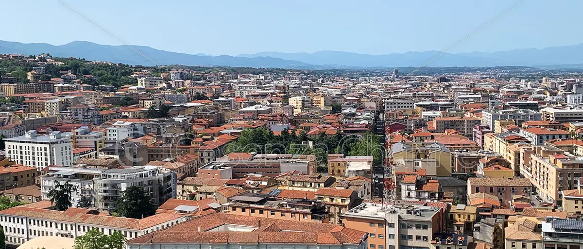 Cosenza: via libera a nuove strutture sportive e piani urbanistici per lo sviluppo cittadino