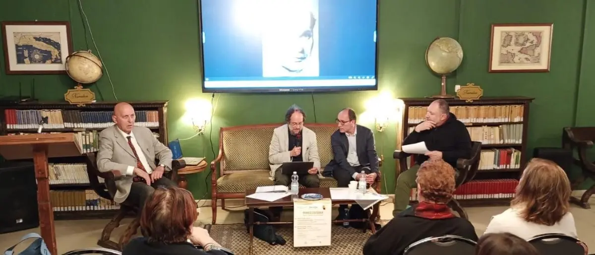 Cosenza, la biblioteca del Telesio ricorda Franco Costabile con \"Poesia e questione meridionale\"
