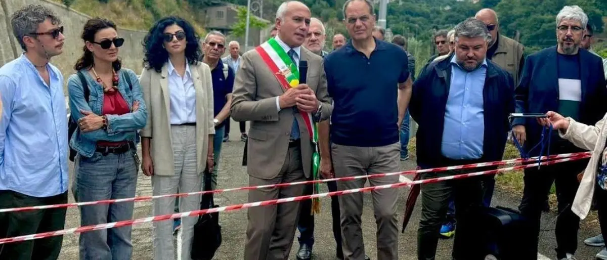 Cosenza, l’Amministrazione comunale: «Corso Vittorio Emanuele è sicuro e rimane aperto»