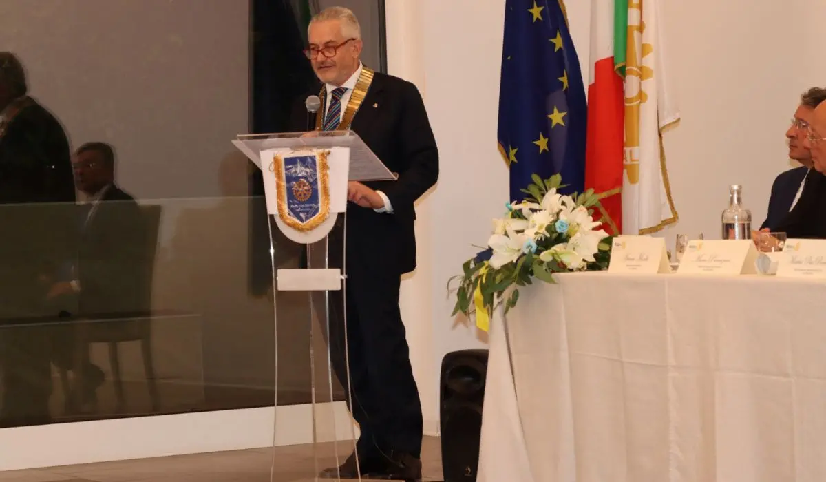 Rotary Club Cosenza, il nuovo presidente è l'avvocato Mario Stella