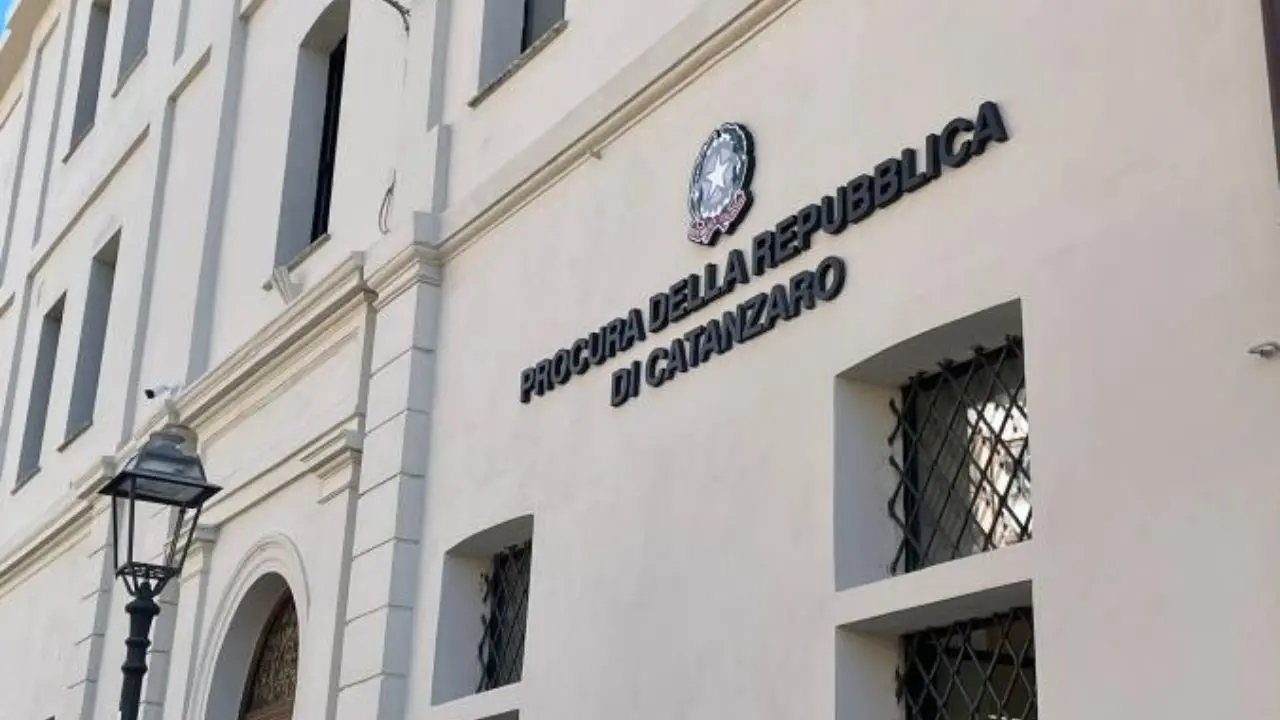 Processo Reset, la Dda annuncia la richiesta di condanna per Manna e Massimo D'Ambrosio