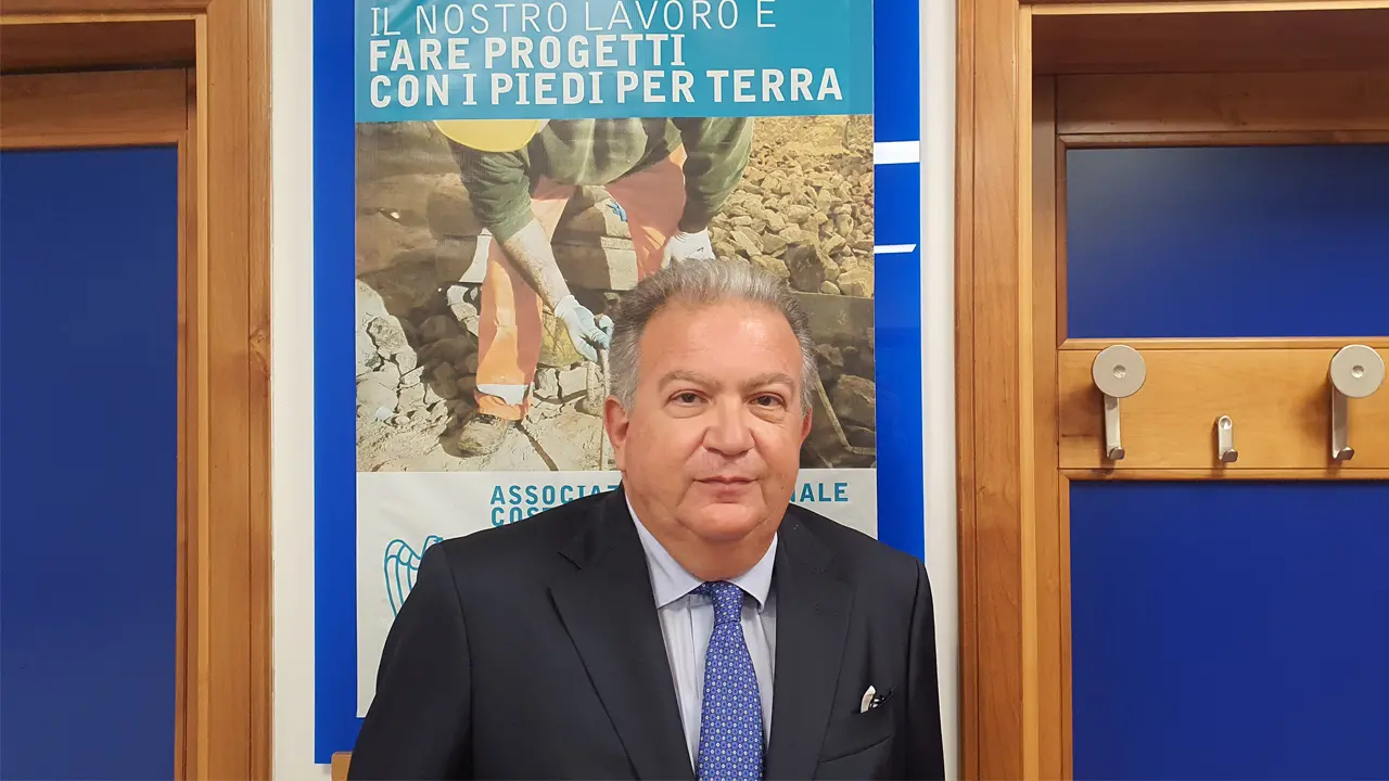 Perciaccante lancia l'allarme: «Rimuovere i blocchi nelle amministrazioni, si perdono i fondi del Pnrr»