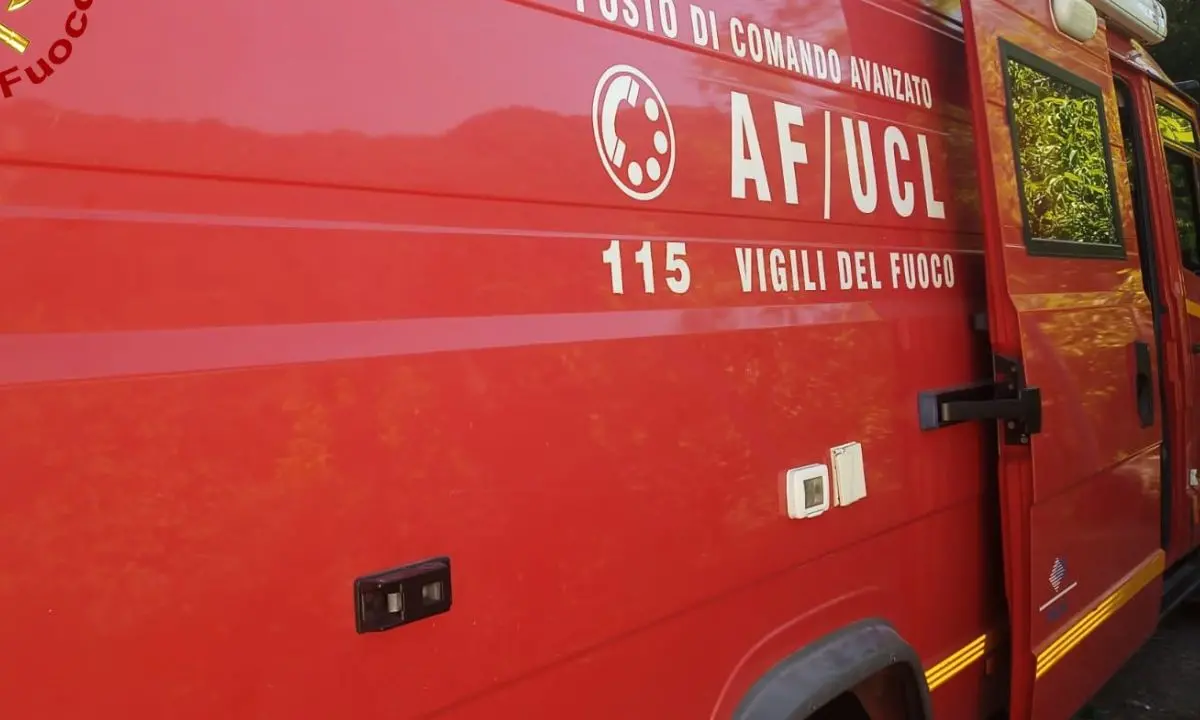 Anziano scompare da una RSA a San Pietro Apostolo: ricerche in corso nella frazione Colla