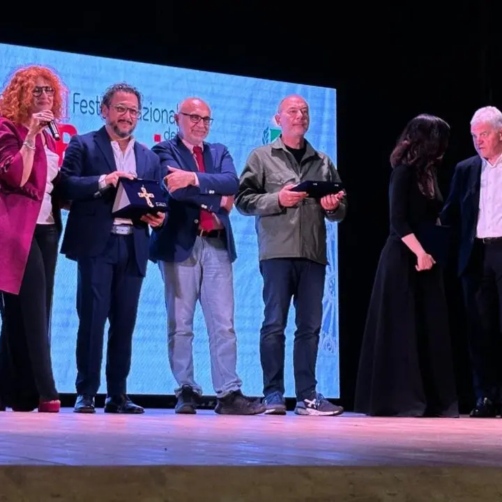 Cosenza diventa la città della poesia. Dall'11 al 13 giugno riparte il Festival dedicato ai versi
