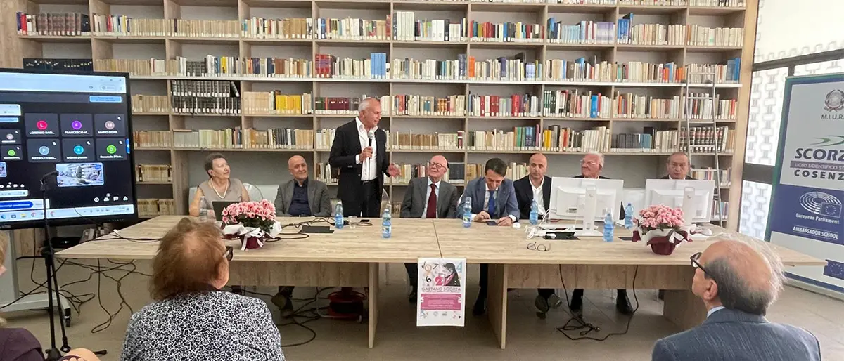 Cosenza, Caruso ospite allo Scorza annuncia il rilancio del Planetario e della Civica