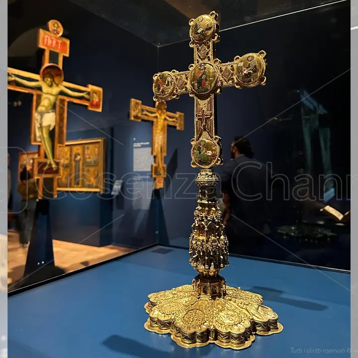 La Stauroteca di Cosenza brilla nella mostra evento di Perugia sul Maestro di San Francesco