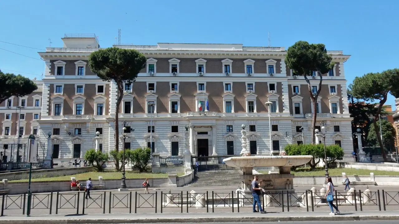 Concorso funzionari ministero Interno 2024 al via, 1.248 i posti: il bando