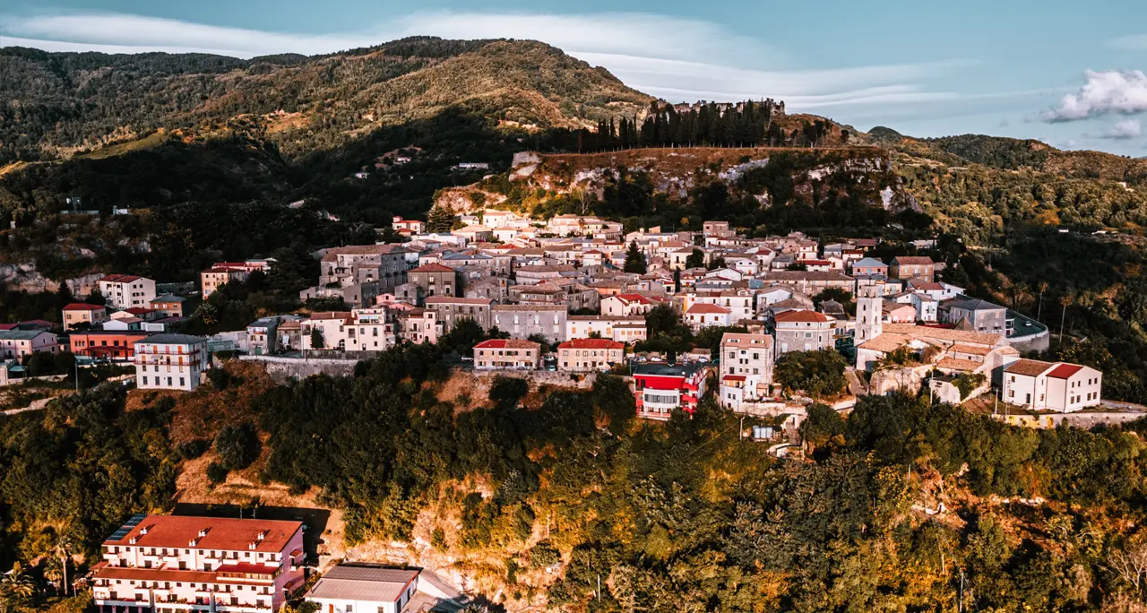 Aiello Calabro nel XVI secolo, uno “Stato” feudale al centro della conferenza del CIS\n