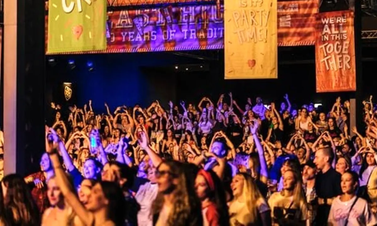 Cosenza, al Rendano Arena il 21 giugno arriva il ciclone Teenage Dream