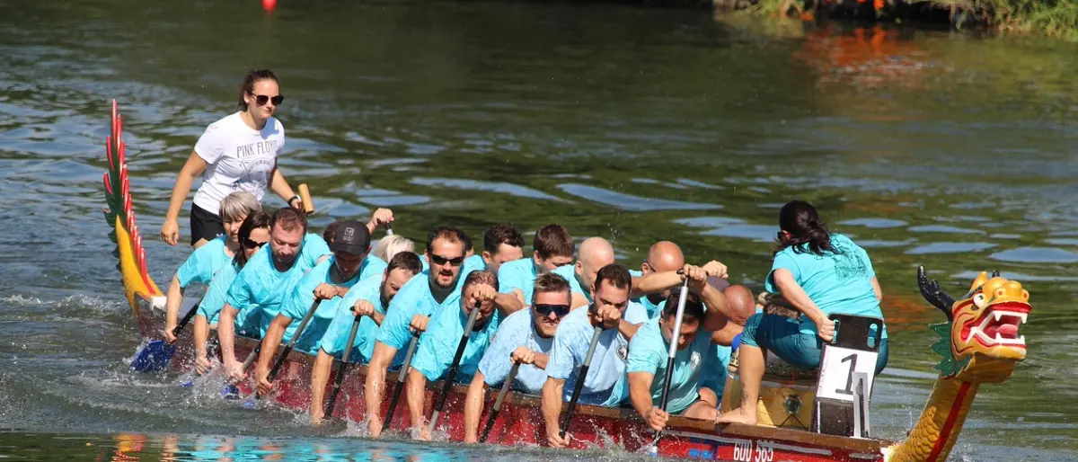 Sport acquatici, il lago Pantano di Mormanno rinasce con il Dragon Boat