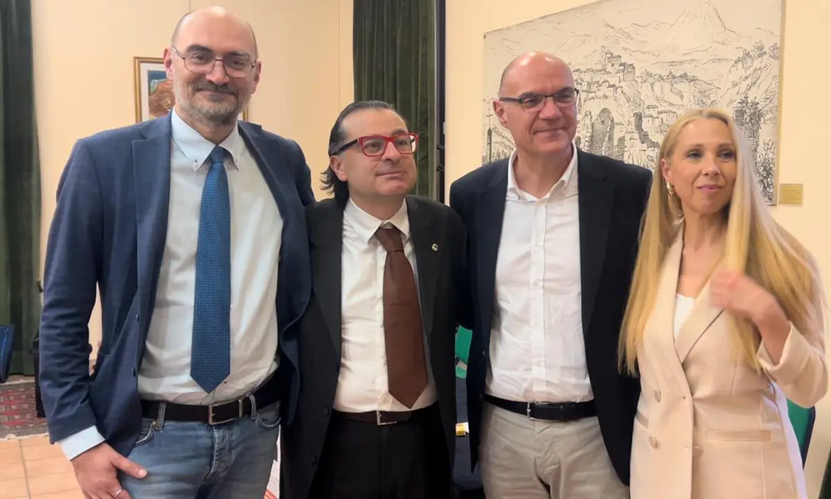 Castrovillari, duetto d'autore tra Di Gregorio e Raniolo al Festival Ricorrente dei Lettori