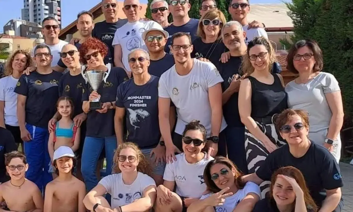 Nuoto, l'Aqa Cosenza si conferma campione regionale