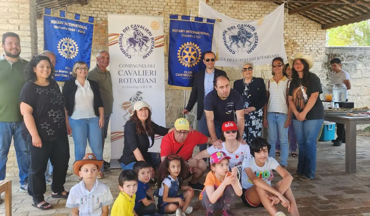 Concluso il progetto \"Insieme per l'Autismo\" al centro equestre del Castello di Serragiumenta